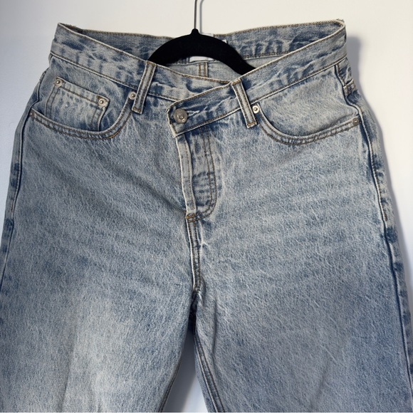 Princess Polly Light Wash Asymmetric Straight Leg Jeans - Picture 5 of 11